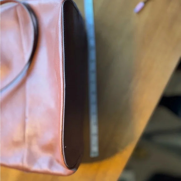 Fossil Brown Leather Shoulder Bag - Picture 3 of 7